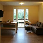 Belaj Apartman *